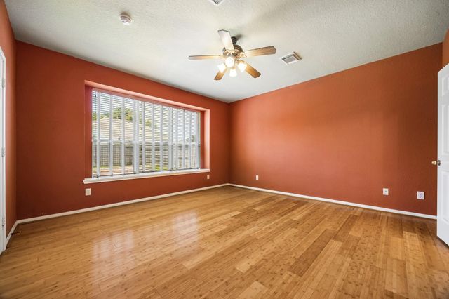 2843 Five Oaks Drive, Missouri City, TX 77459