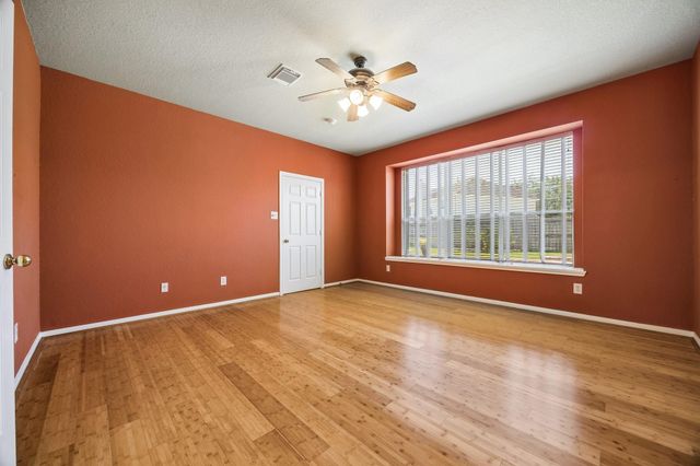 2843 Five Oaks Drive, Missouri City, TX 77459