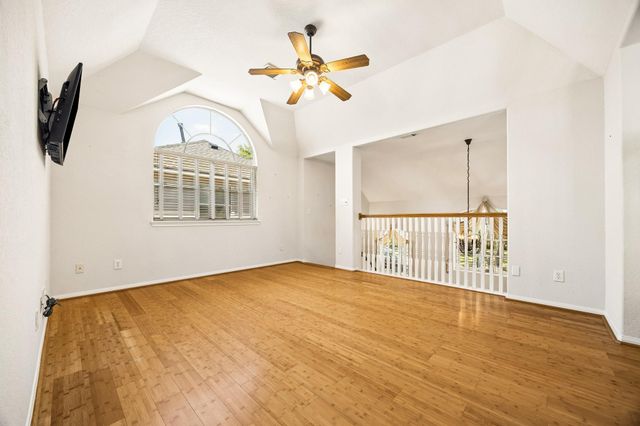 2843 Five Oaks Drive, Missouri City, TX 77459