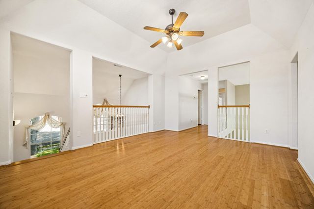 2843 Five Oaks Drive, Missouri City, TX 77459