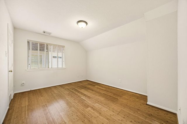 2843 Five Oaks Drive, Missouri City, TX 77459