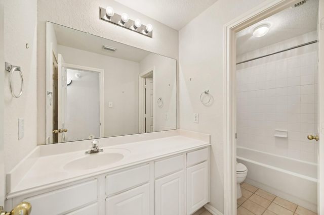 2843 Five Oaks Drive, Missouri City, TX 77459