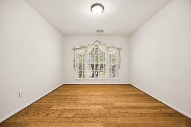 2843 Five Oaks Drive, Missouri City, TX 77459