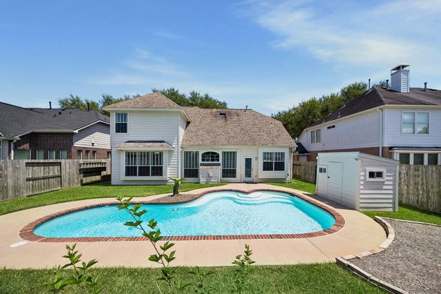 2843 Five Oaks Drive, Missouri City, TX 77459