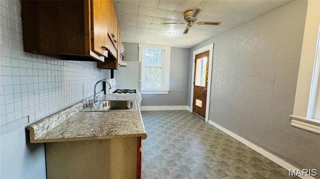 3664 Osceola Street, St Louis, MO 63116