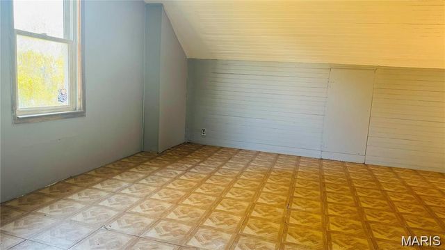 3664 Osceola Street, St Louis, MO 63116