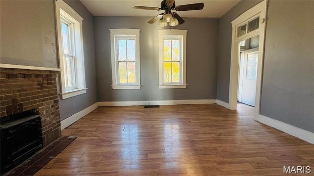 3664 Osceola Street, St Louis, MO 63116