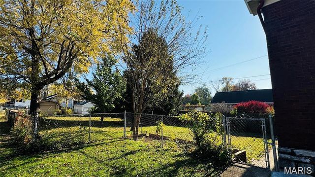3664 Osceola Street, St Louis, MO 63116