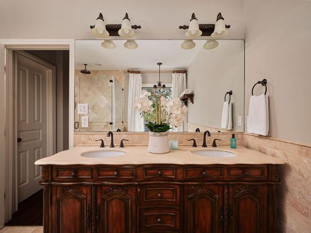 3613 Pinnacle RD, Austin, TX 78746