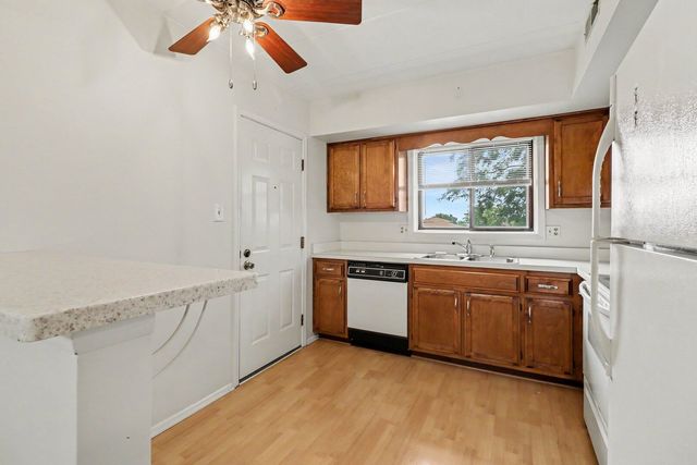 2815 Glenwood Lansing Road 206, Lynwood, IL 60411
