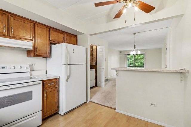 2815 Glenwood Lansing Road 206, Lynwood, IL 60411