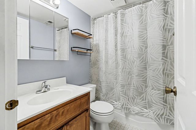 2815 Glenwood Lansing Road 206, Lynwood, IL 60411