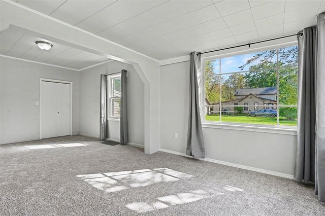 703 Elm Street, Paw Paw, MI 49079