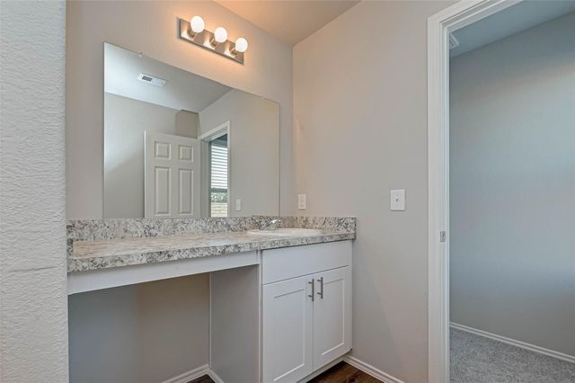 214 Cumberland Forest Drive, Magnolia, TX 77354