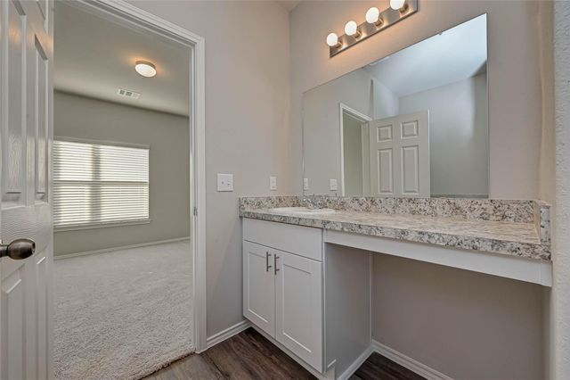 214 Cumberland Forest Drive, Magnolia, TX 77354