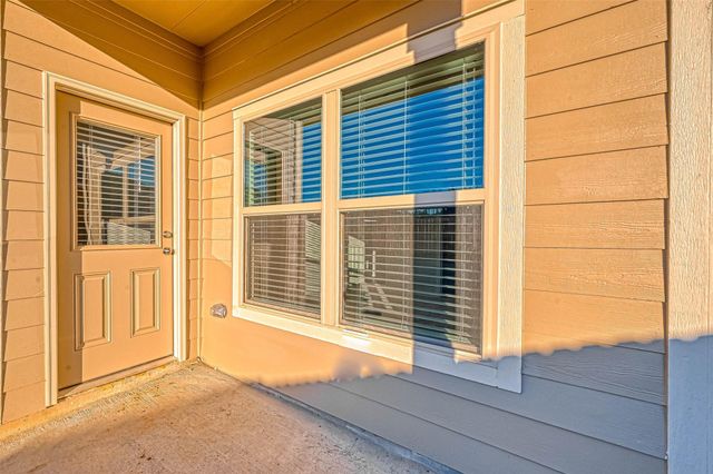 214 Cumberland Forest Drive, Magnolia, TX 77354