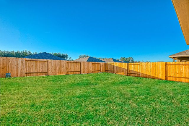 214 Cumberland Forest Drive, Magnolia, TX 77354