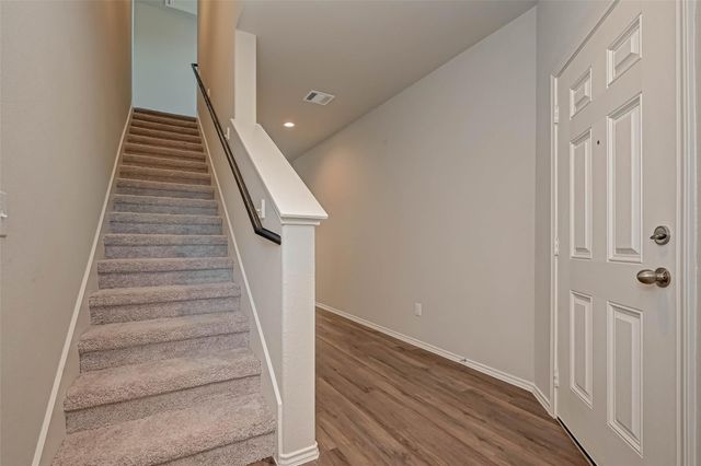 214 Cumberland Forest Drive, Magnolia, TX 77354