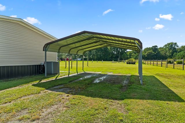 1357 Tarton Dr., Loris, SC 29569