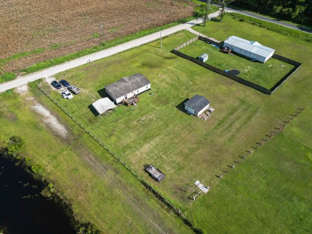 1357 Tarton Dr., Loris, SC 29569