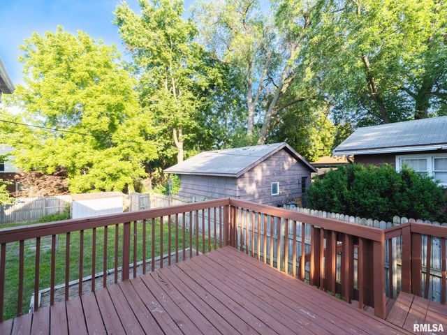 4236 N PROSPECT Road, Peoria, IL 61614