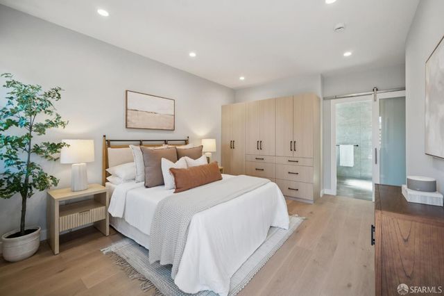 24 Lawrence Avenue, San Francisco, CA 94112
