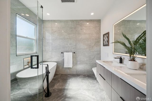 24 Lawrence Avenue, San Francisco, CA 94112