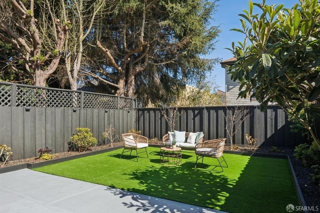 24 Lawrence Avenue, San Francisco, CA 94112