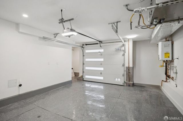 24 Lawrence Avenue, San Francisco, CA 94112