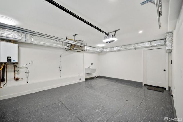 24 Lawrence Avenue, San Francisco, CA 94112