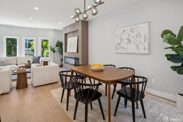 24 Lawrence Avenue, San Francisco, CA 94112