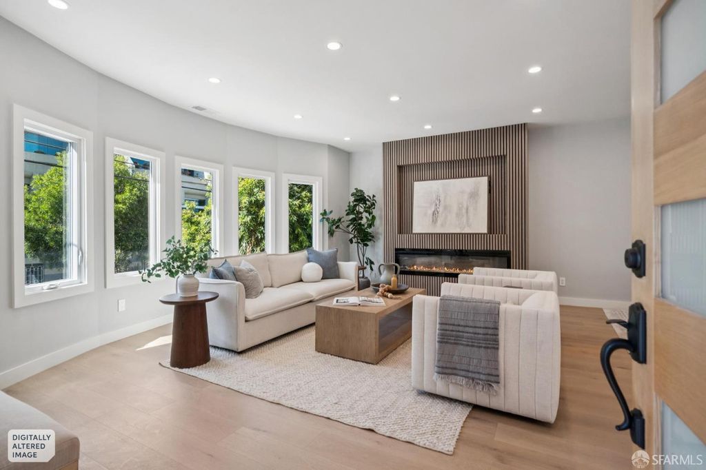 24 Lawrence Avenue, San Francisco, CA 94112
