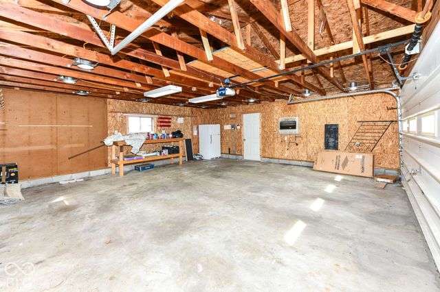 1828 N Lynhurst Drive, Indianapolis, IN 46224