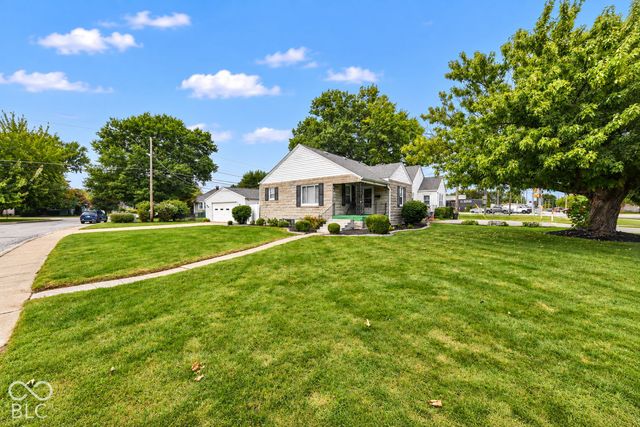 1828 N Lynhurst Drive, Indianapolis, IN 46224