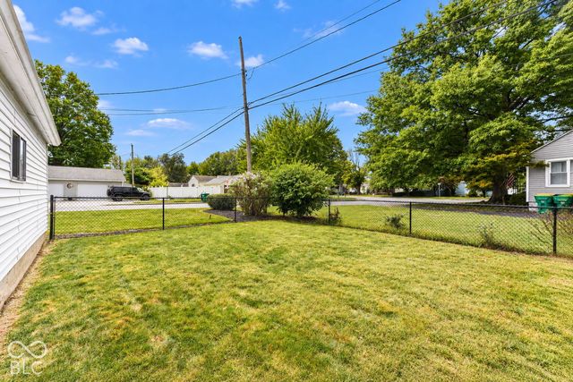 1828 N Lynhurst Drive, Indianapolis, IN 46224