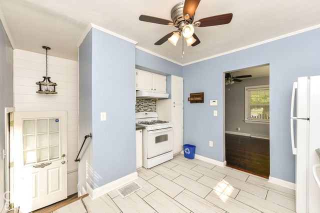 1828 N Lynhurst Drive, Indianapolis, IN 46224