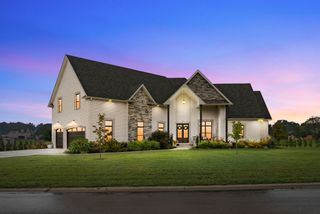 4512 Crossroads Drive, Clarksville, TN 37040