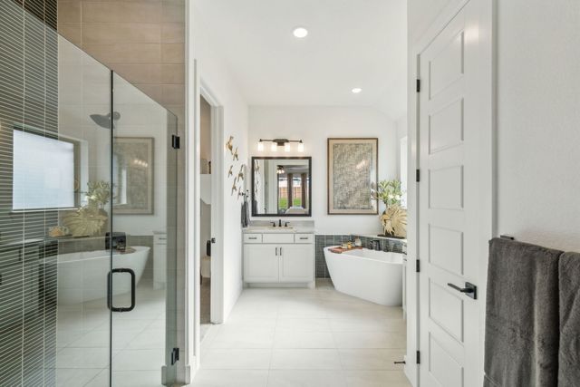 200 Bristol Lane, Azle, TX 76020