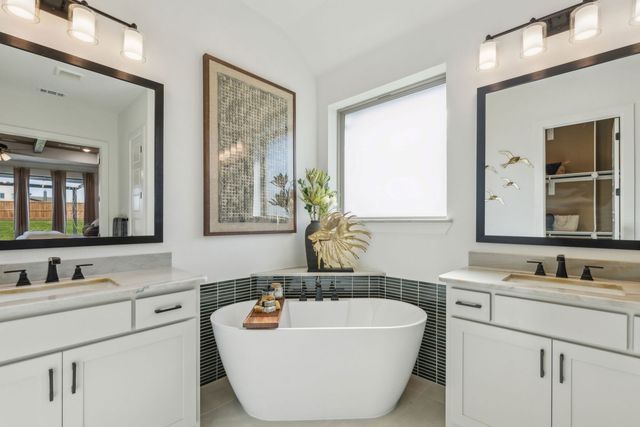 200 Bristol Lane, Azle, TX 76020