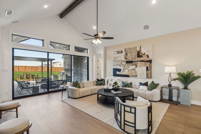 200 Bristol Lane, Azle, TX 76020