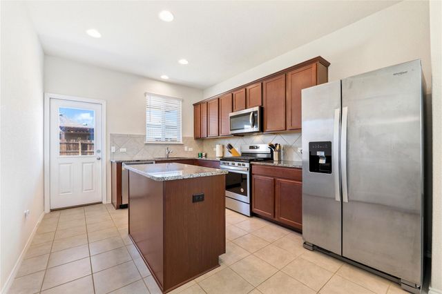 612 Reinhardt BLVD, Georgetown, TX 78626