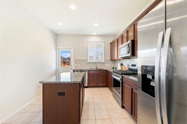 612 Reinhardt BLVD, Georgetown, TX 78626