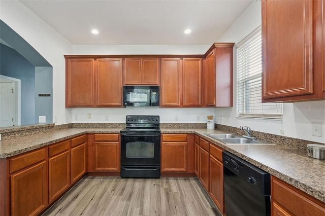 3016 SUNSCAPE TERRACE, Groveland, FL 34736