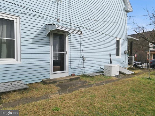 431 SOUTH ST, Jim Thorpe, PA 18229