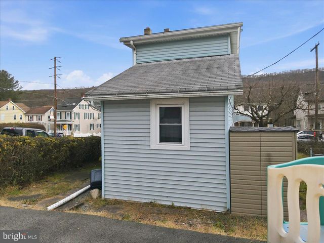 431 SOUTH ST, Jim Thorpe, PA 18229