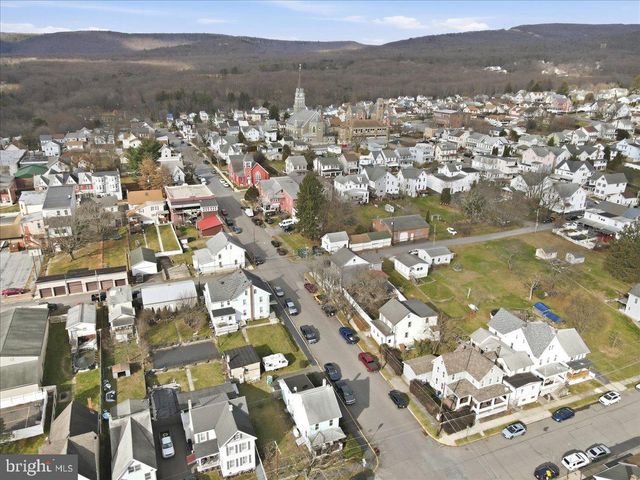 431 SOUTH ST, Jim Thorpe, PA 18229