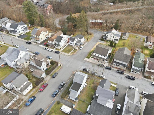 431 SOUTH ST, Jim Thorpe, PA 18229