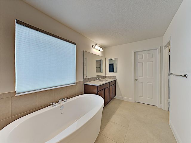 8931 LOOKOUT POINTE DRIVE, Windermere, FL 34786