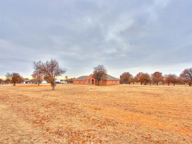 5879 Mockingbird Lane, Blanchard, OK 73010