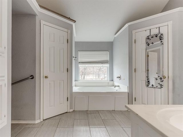 5879 Mockingbird Lane, Blanchard, OK 73010